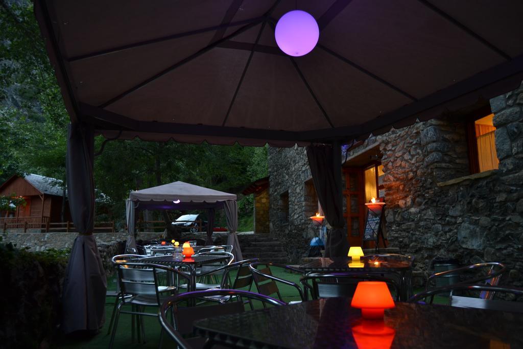 Camping Aneto Бенаск Екстериор снимка