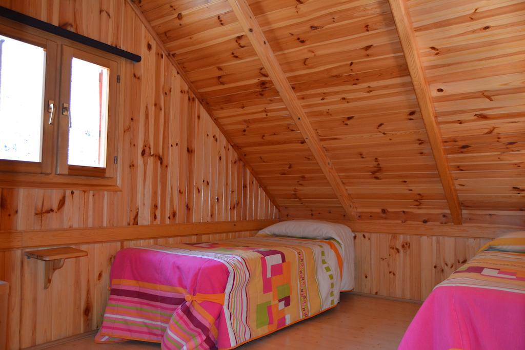 Camping Aneto Бенаск Стая снимка